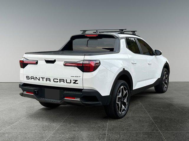 Photo of 2023 Atlas White Hyundai SANTA CRUZ