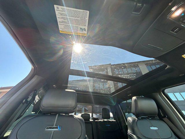 Photo of 2025 White Ford F-150 Lightning