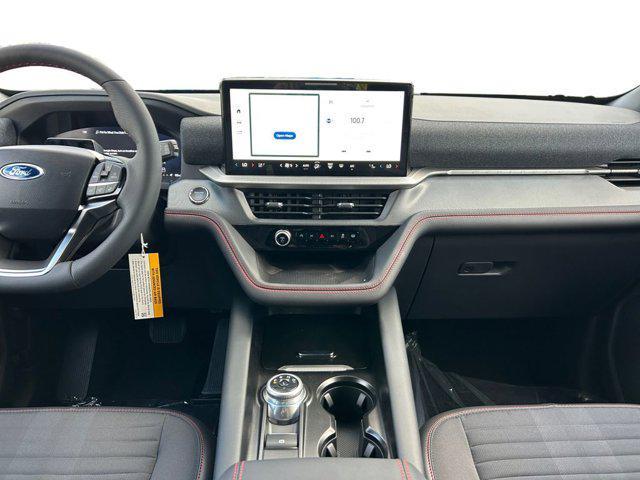 Photo of 2025 Carbonized Gray Metallic Ford Explorer