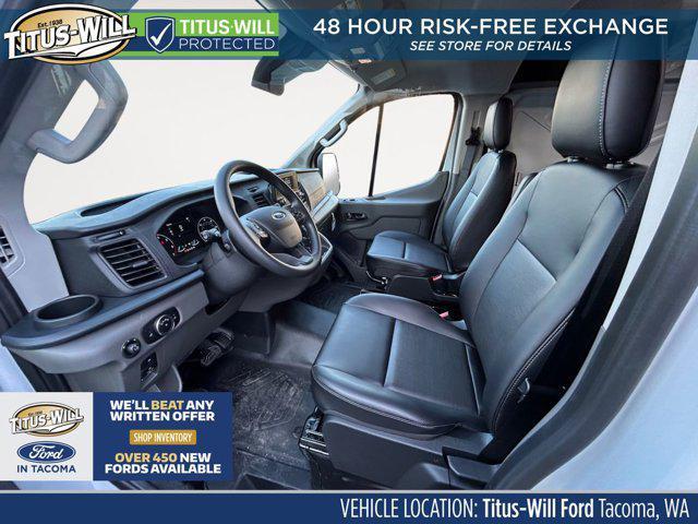 Photo of 2025 Oxford White Ford Transit-250