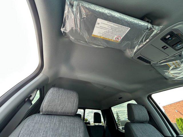 Photo of 2025 Oxford White Ford F-350