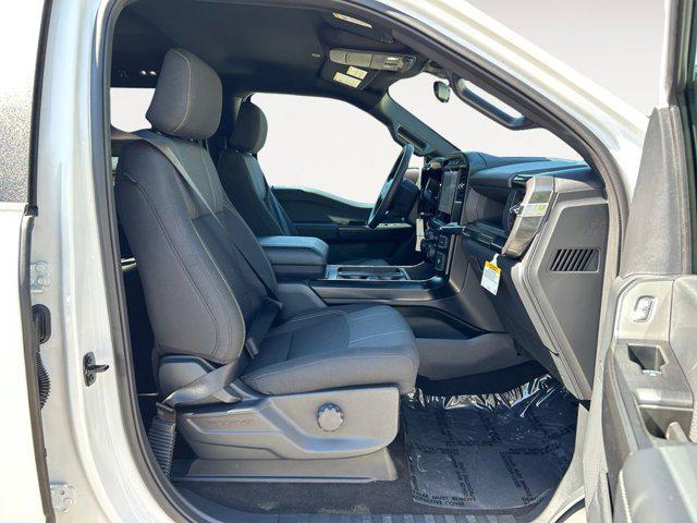 Photo of 2024 Oxford White Ford F-150