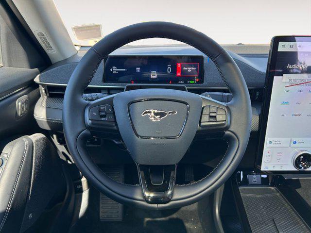 Photo of 2025 Star White Metallic Tri-Coat Ford Mustang Mach-E