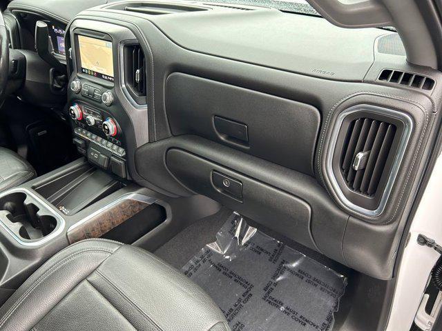 Photo of 2020 White Frost Tricoat GMC Sierra 1500