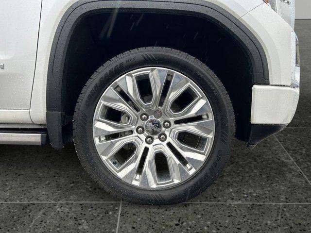 Photo of 2020 White Frost Tricoat GMC Sierra 1500