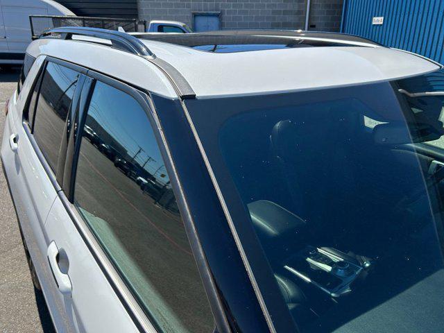 Photo of 2020 Star White Metallic Tri-Coat Ford Explorer
