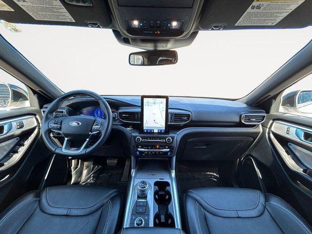 Photo of 2020 Star White Metallic Tri-Coat Ford Explorer