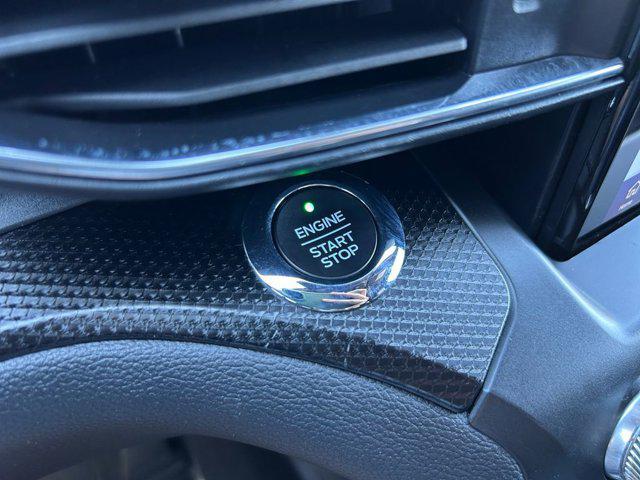 Photo of 2020 Star White Metallic Tri-Coat Ford Explorer