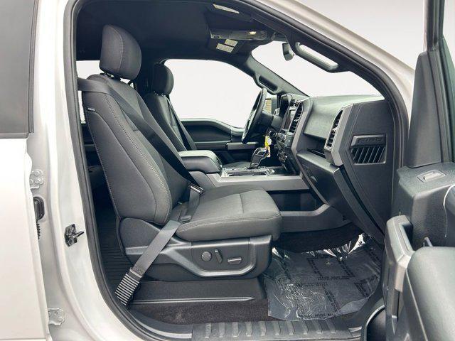 Photo of 2019 Oxford White Ford F-150