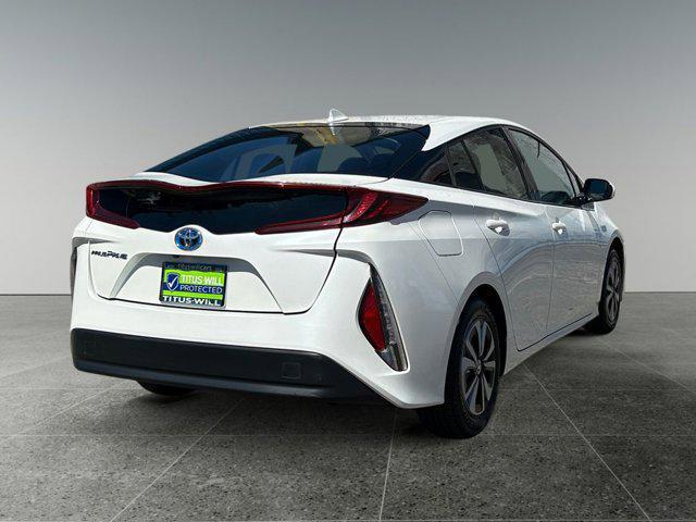 Photo of 2019 Blizzard Pearl Toyota Prius Prime