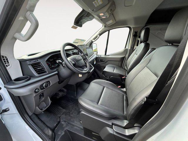 Photo of 2025 Oxford White Ford Transit-250