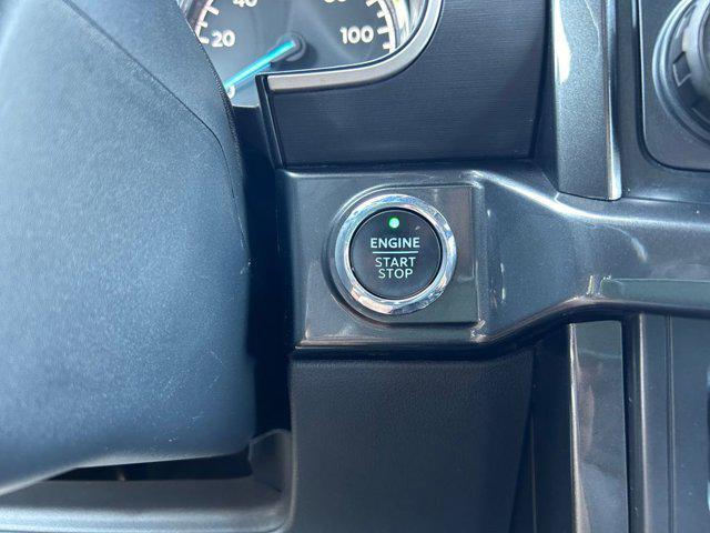 Photo of 2022 Oxford White Ford F-150