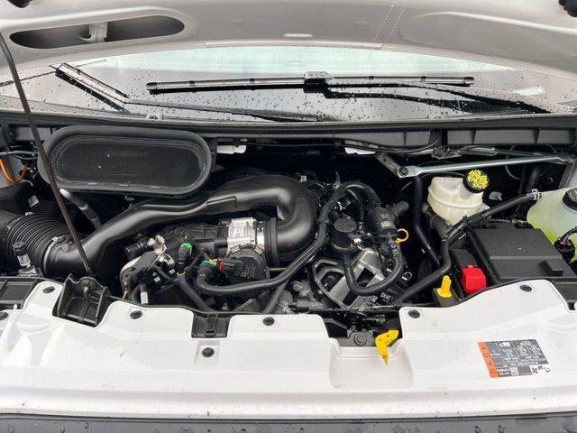 Photo of 2025 Oxford White Ford Transit-250