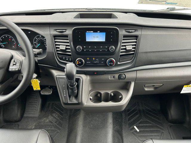 Photo of 2025 Oxford White Ford Transit-250