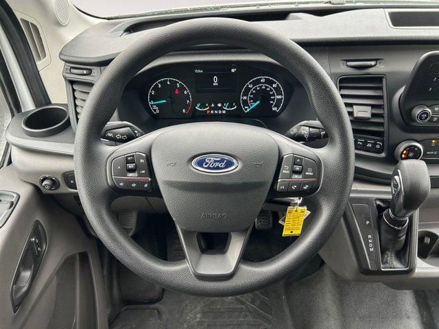 Photo of 2025 Oxford White Ford Transit-250