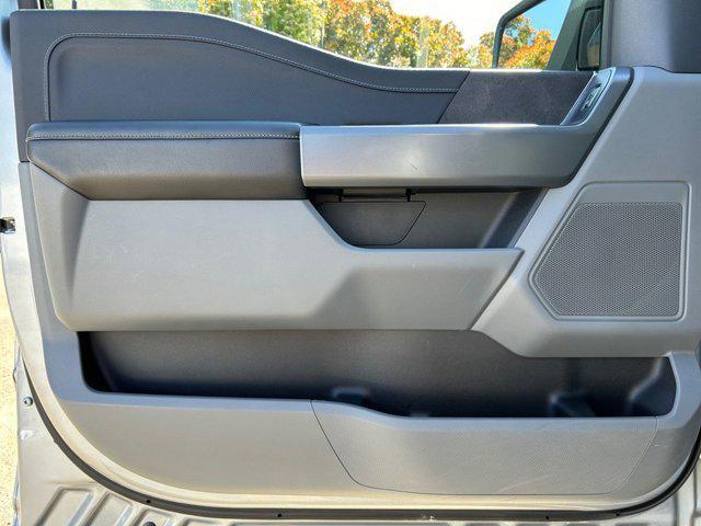 Photo of 2024 Iconic Silver Metallic Ford F-150
