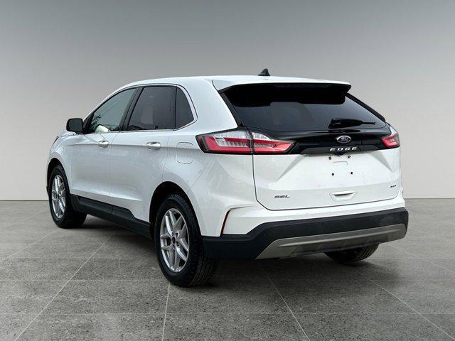 Photo of 2023 Oxford White Ford Edge