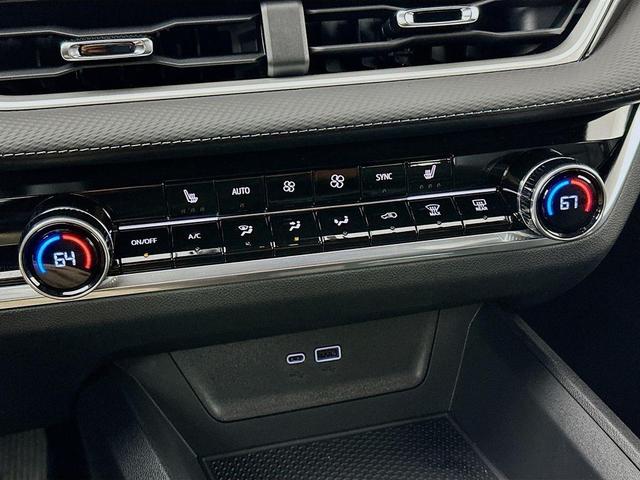 Photo of 2025 Lakeshore Blue Metallic Chevrolet Equinox