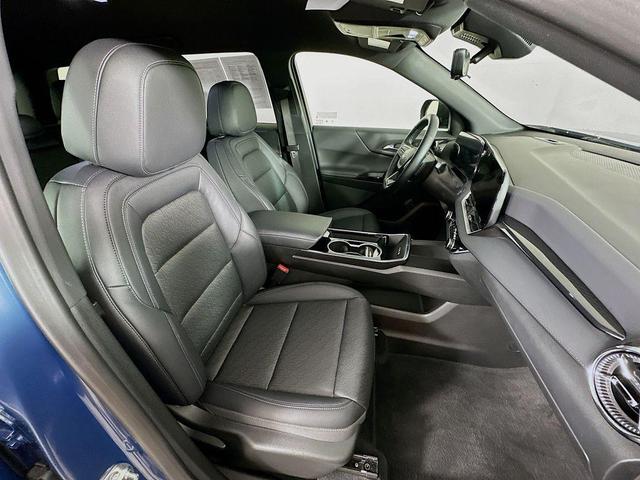Photo of 2025 Lakeshore Blue Metallic Chevrolet Equinox