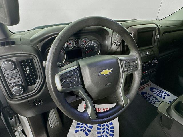 Photo of 2021 Silver Ice Metallic Chevrolet Silverado 1500