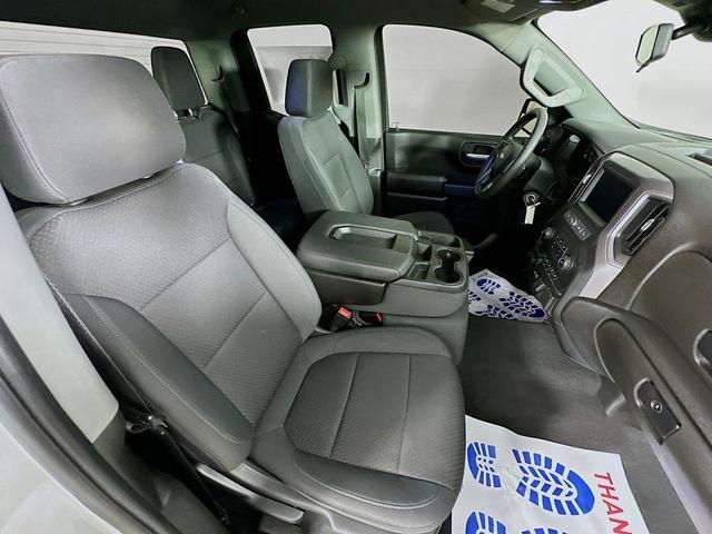 Photo of 2021 Silver Ice Metallic Chevrolet Silverado 1500