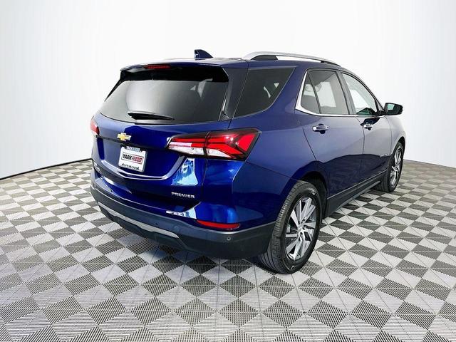 Photo of 2022 Blue Glow Metallic Chevrolet Equinox