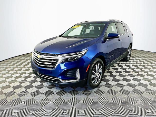 Photo of 2022 Blue Glow Metallic Chevrolet Equinox