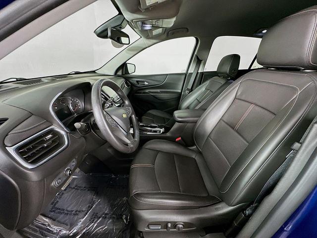 Photo of 2022 Blue Glow Metallic Chevrolet Equinox