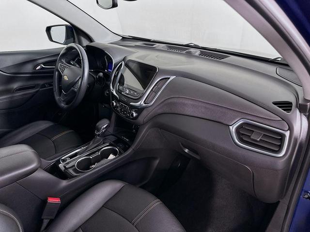 Photo of 2022 Blue Glow Metallic Chevrolet Equinox