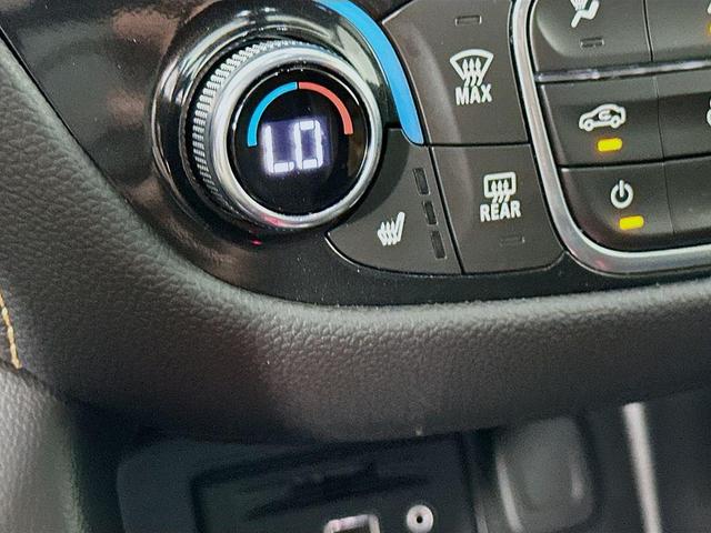 Photo of 2022 Blue Glow Metallic Chevrolet Equinox