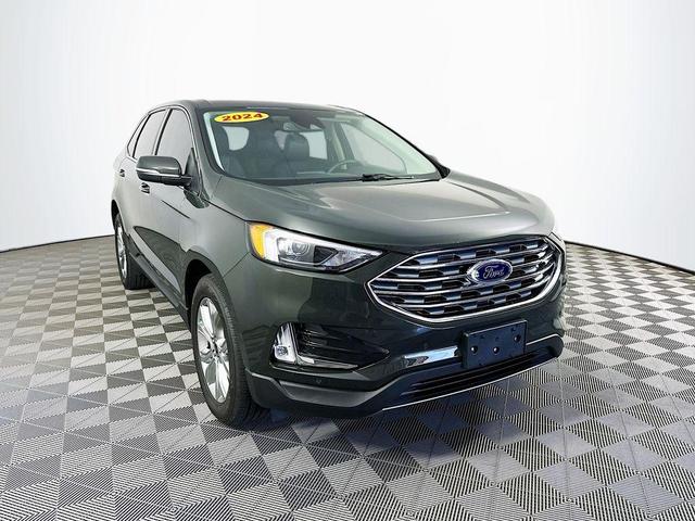 Photo of 2024 Forged Green Metallic Ford Edge