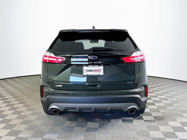 Photo of 2024 Forged Green Metallic Ford Edge