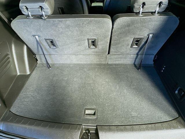Photo of 2023 Mosaic Black Metallic Chevrolet Traverse