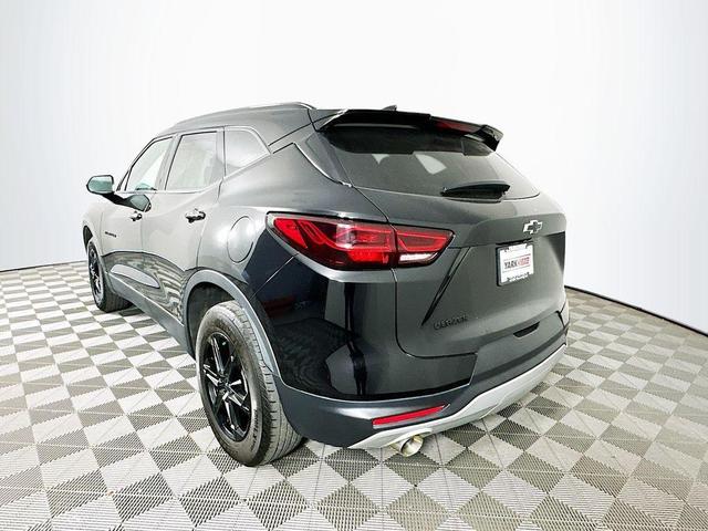 Photo of 2023 Black Chevrolet Blazer