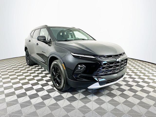 Photo of 2023 Black Chevrolet Blazer