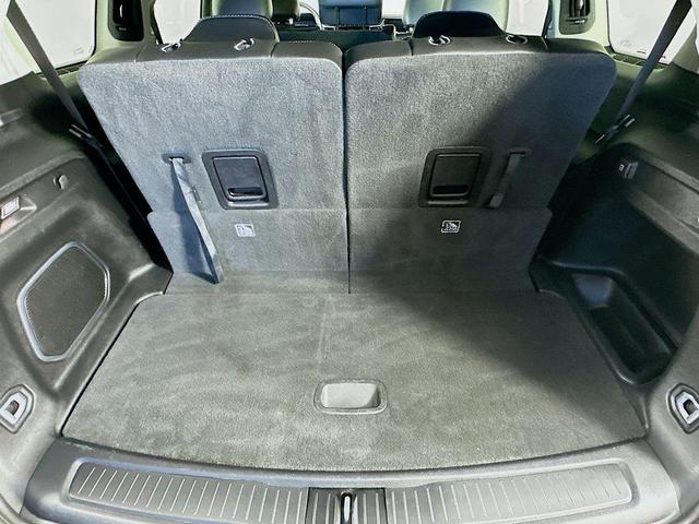 Photo of 2022 Silver Zynith Jeep Grand Cherokee L