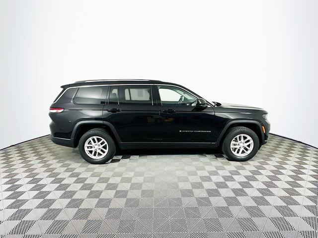 Photo of 2022 Diamond Black Jeep Grand Cherokee L