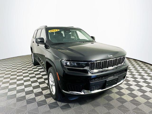 Photo of 2022 Diamond Black Jeep Grand Cherokee L