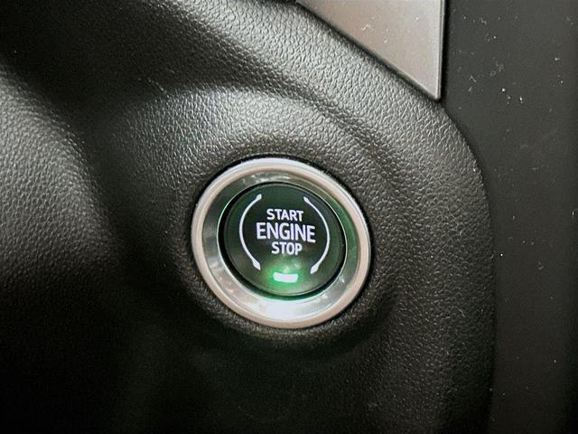 Photo of 2022 Shadow Gray Metallic Chevrolet Silverado 1500 Limited