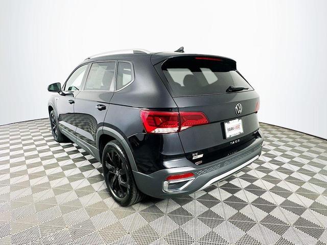 Photo of 2022 Deep Black Pearl Effect Volkswagen Taos