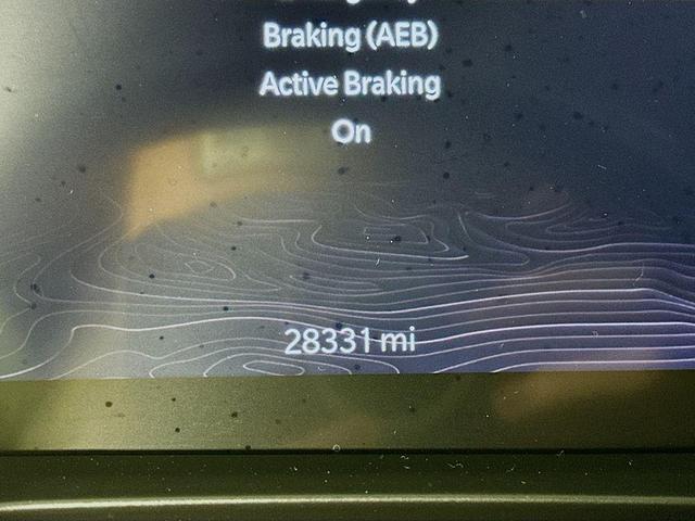 Photo of 2022 Bright White Clearcoat Jeep Grand Cherokee L