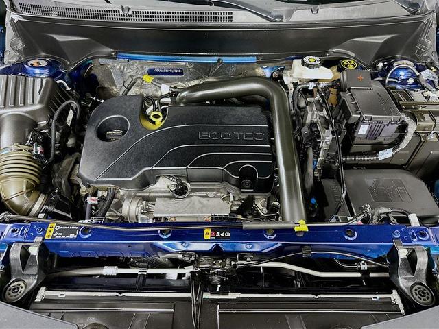 Photo of 2023 Blue Glow Metallic Chevrolet Equinox