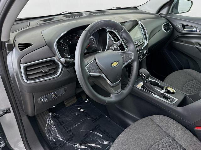 Photo of 2023 Sterling Gray Metallic Chevrolet Equinox