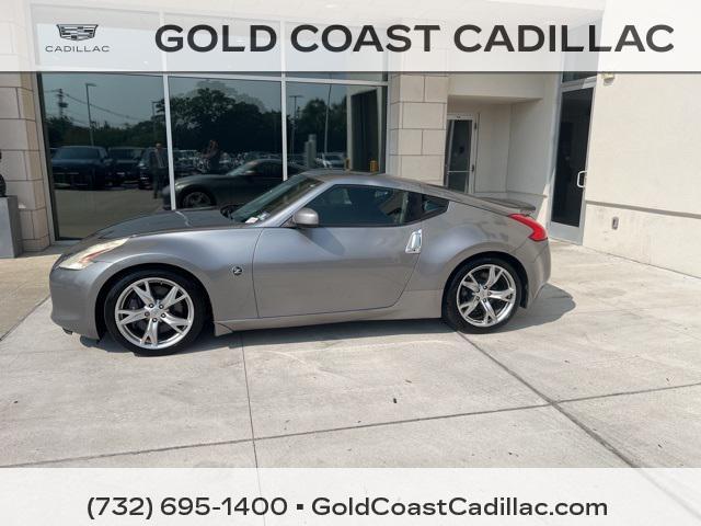 Photo of 2009 Platinum Graphite Metallic Nissan 370Z
