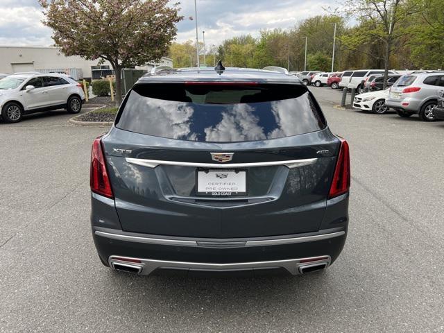 Photo of 2020 Shadow Metallic Cadillac XT5