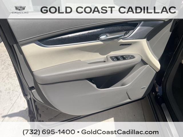 Photo of 2021 Garnet Metallic Cadillac XT6