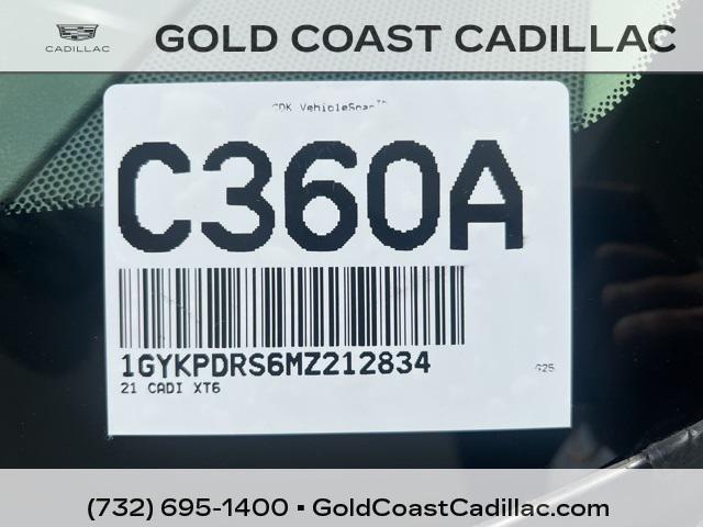 Photo of 2021 Garnet Metallic Cadillac XT6