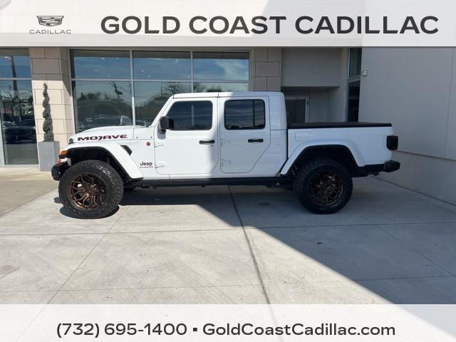 Photo of 2021 Bright White Clearcoat Jeep Gladiator