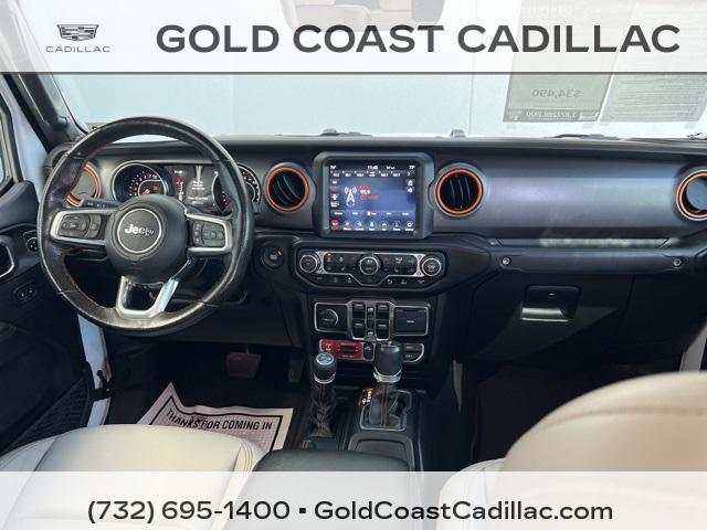 Photo of 2021 Bright White Clearcoat Jeep Gladiator