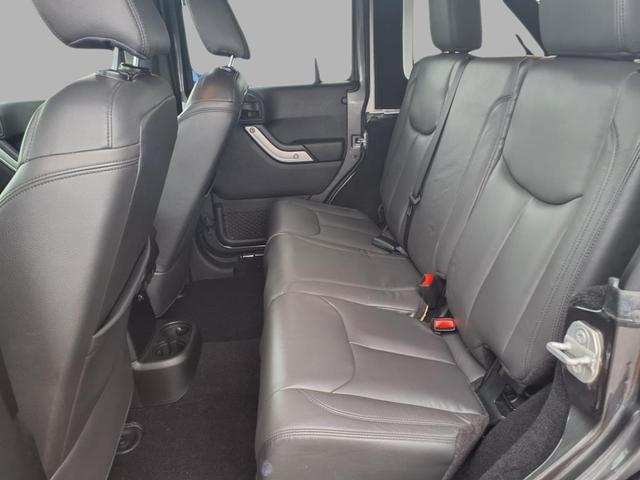 Photo of 2017 Granite Crystal Metallic Clearcoat Jeep Wrangler Unlimited